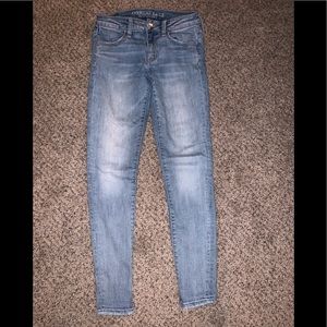 American Eagle Light Wash Jeans